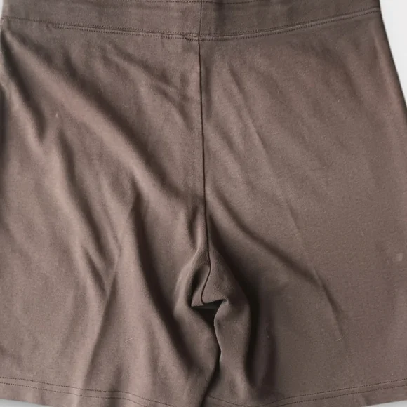 WHITE STAG WOMEN'S SIZE SMALL BROWN MULTI POCKET SHORTS. - Picture 5 of 5